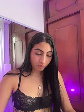 Snapshot of Lily_Rush chatting on 05/08/26, 12:10 Lily Rush online show from 05/08/26, 12:10
