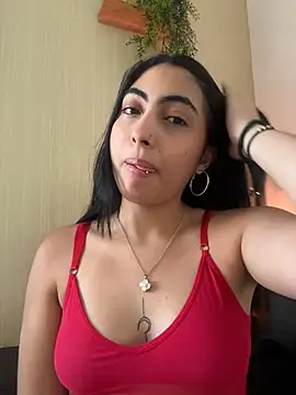 Snapshot of Lily_Rush chatting on 05/31/26, 12:01 Lily Rush online show from 05/31/26, 12:01