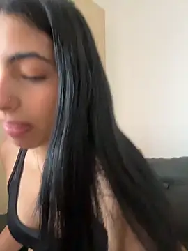 Snapshot of Lily_Rush chatting on 06/06/26, 12:10 Lily Rush online show from 06/06/26, 12:10