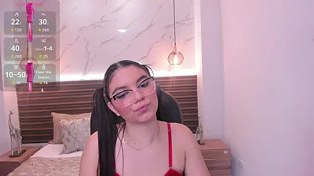 Snapshot of angelica-moon chatting on 04/23/26, 07:38 angelica-moon online show from 04/23/26, 07:38