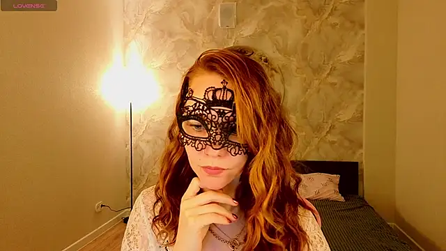 Snapshot of Margo_Kelly chatting on 05/19/26, 01:11 Margo Kelly online show from 05/19/26, 01:11
