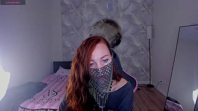 Snapshot of Margo_Kelly chatting on 06/18/26, 01:06 Margo Kelly online show from 06/18/26, 01:06
