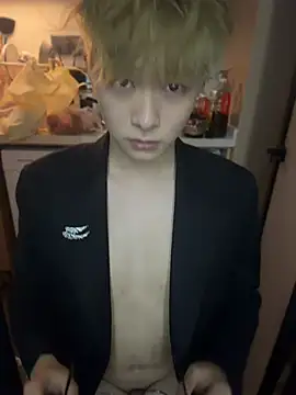 Snapshot of kakadan chatting on 06/23/26, 02:04 kakadan online show from 06/23/26, 02:04