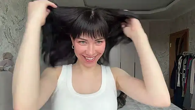 Snapshot of LuisaAlconcel chatting on 05/02/26, 01:38 LuisaAlconcel online show from 05/02/26, 01:38