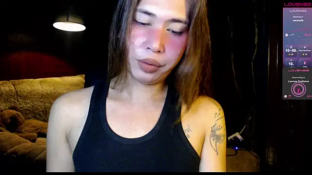 Snapshot of prettybushy chatting on 05/16/26, 12:15 prettybushy online show from 05/16/26, 12:15