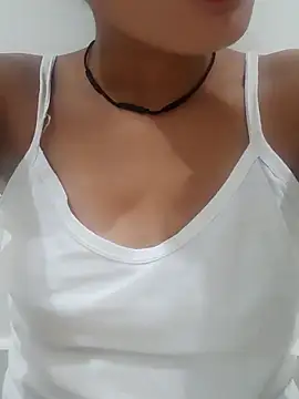 Snapshot of Kamini_rani chatting on 06/01/26, 06:53 Kamini rani online show from 06/01/26, 06:53