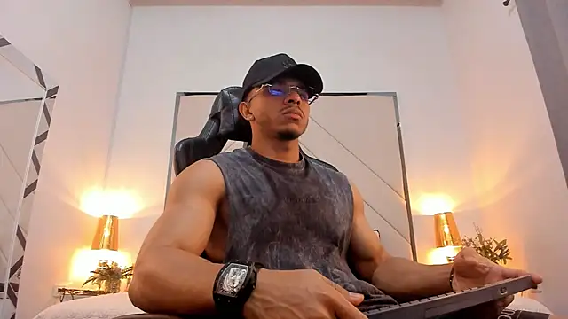 Snapshot of Jayden_VanceJS chatting on 06/24/26, 05:28 Jayden VanceJS online show from 06/24/26, 05:28