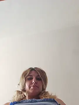 Snapshot of I_amBianca chatting on 05/15/26, 06:31 I amBianca online show from 05/15/26, 06:31