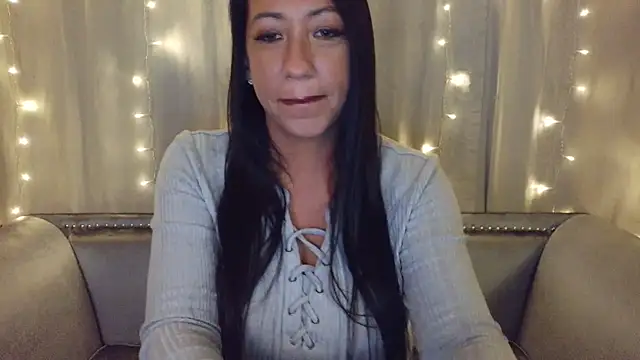 Snapshot of CheyDoll chatting on 05/15/26, 01:45 CheyDoll online show from 05/15/26, 01:45