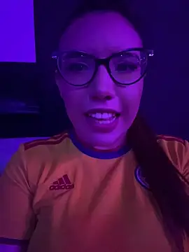 AliceMtz online show from 06/18/26, 01:17