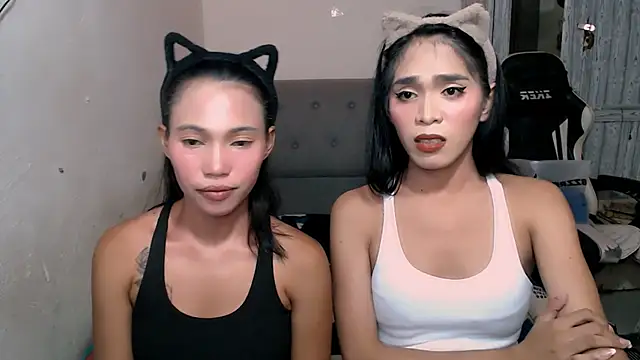 Dinosaur Cock online show from 04/18/26, 07:07