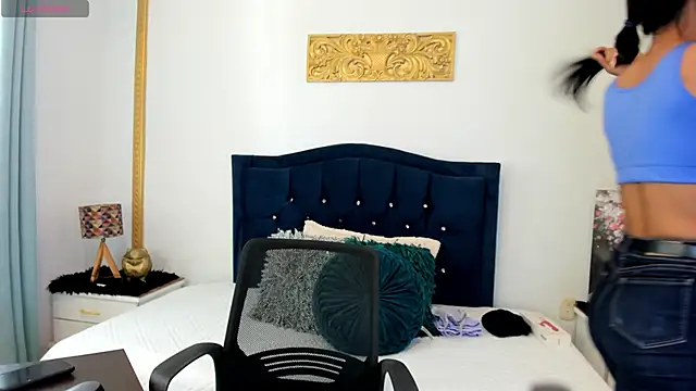 Snapshot of AmberKayleigh chatting on 05/12/26, 02:03 AmberKayleigh online show from 05/12/26, 02:03