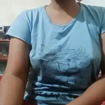 Snapshot of Roshni_77 chatting on 05/24/26, 11:48 Roshni 77 online show from 05/24/26, 11:48