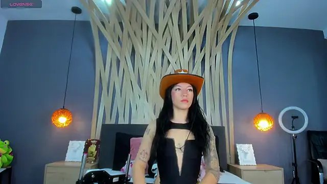 Snapshot of Maddison_Foxxx chatting on 05/23/26, 12:53 Maddison Foxxx online show from 05/23/26, 12:53