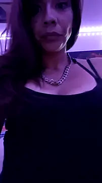 Snapshot of TooCutee chatting on 06/05/26, 11:27 TooCutee online show from 06/05/26, 11:27
