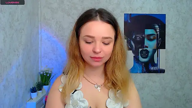 Snapshot of NicoleAura chatting on 05/11/26, 07:03 NicoleAura online show from 05/11/26, 07:03
