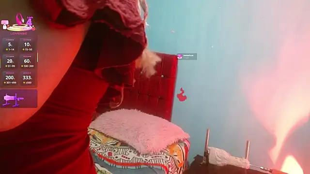 Snapshot of Sweet-Mommy-Milf chatting on 07/10/26, 01:21 Sweet-Mommy-Milf online show from 07/10/26, 01:21