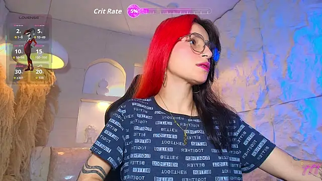 Moon Red r online show from 05/05/26, 12:35
