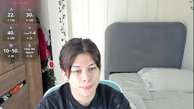 Snapshot of Felixzyn chatting on 04/28/26, 06:57 Felixzyn online show from 04/28/26, 06:57
