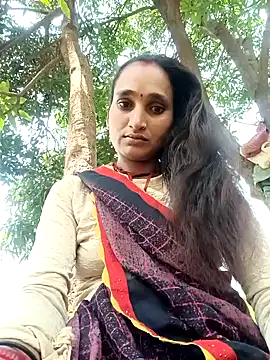 Snapshot of Sakshi_lodha chatting on 05/12/26, 05:48 Sakshi lodha online show from 05/12/26, 05:48