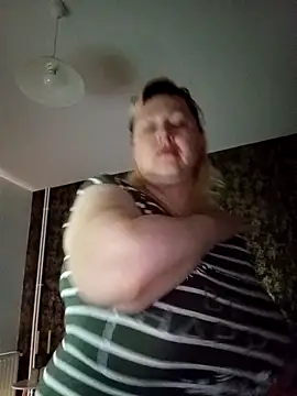 I amVeronicle online show from 04/26/26, 04:43