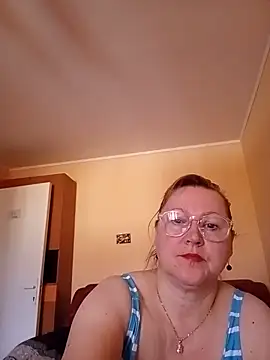 Snapshot of I_amVeronicle chatting on 06/10/26, 05:18 I amVeronicle online show from 06/10/26, 05:18