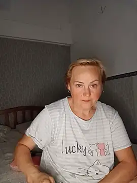 Snapshot of Svetlysvet chatting on 07/18/26, 02:49 Svetlysvet online show from 07/18/26, 02:49