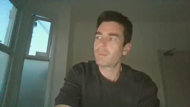 Snapshot of frenchbdmaninlondon chatting on 06/24/26, 08:52 frenchbdmaninlondon online show from 06/24/26, 08:52