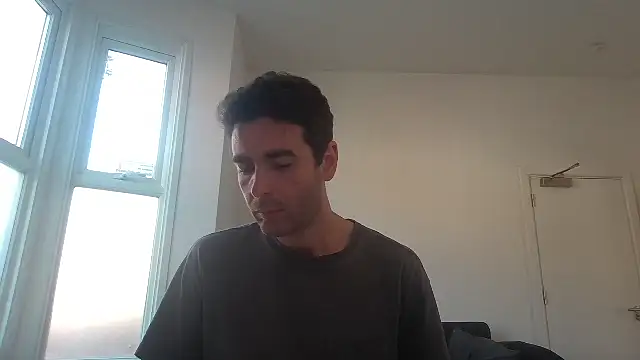 Snapshot of frenchbdmaninlondon chatting on 07/02/26, 11:49 frenchbdmaninlondon online show from 07/02/26, 11:49