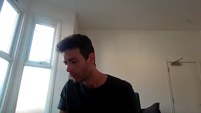 Snapshot of frenchbdmaninlondon chatting on 07/31/26, 11:42 frenchbdmaninlondon online show from 07/31/26, 11:42