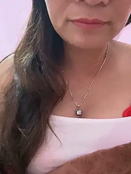  Sara pusy online show from 04/18/26, 03:38