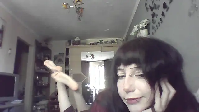 Snapshot of ChargedReign chatting on 05/16/26, 10:36 ChargedReign online show from 05/16/26, 10:36