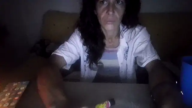 Snapshot of jazmin39 chatting on 06/13/26, 06:11 jazmin39 online show from 06/13/26, 06:11