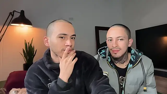 Snapshot of Noah_and_Steven chatting on 08/02/26, 11:52 Noah and Steven online show from 08/02/26, 11:52