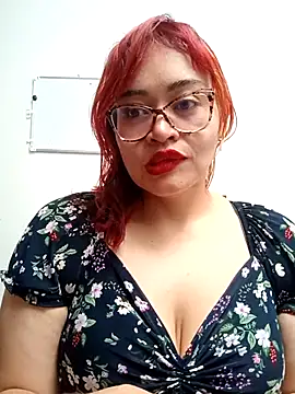 Amaranta-Luque online show from 04/22/26, 08:10