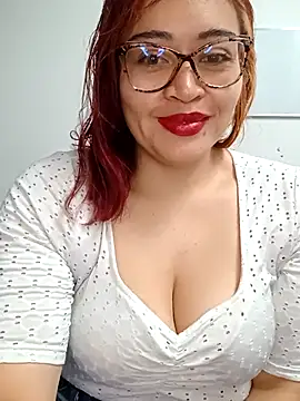 Snapshot of Amaranta-Luque chatting on 05/02/26, 07:19 Amaranta-Luque online show from 05/02/26, 07:19