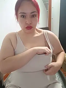 Snapshot of Amaranta-Luque chatting on 08/04/26, 04:09 Amaranta-Luque online show from 08/04/26, 04:09
