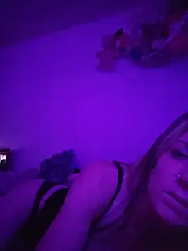 LillyXLust online show from 05/15/26, 12:39