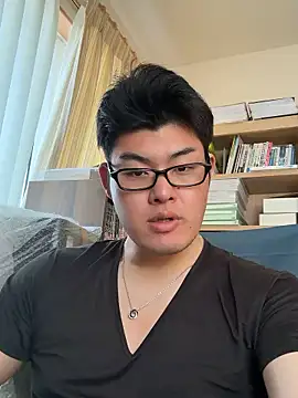 Snapshot of shun_201 chatting on 04/26/26, 02:42 shun 201 online show from 04/26/26, 02:42