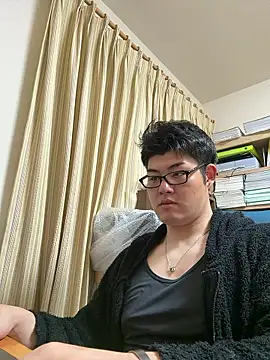 Snapshot of shun_201 chatting on 05/01/26, 03:05 shun 201 online show from 05/01/26, 03:05