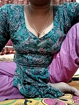 Misty-Meya online show from 05/04/26, 11:39