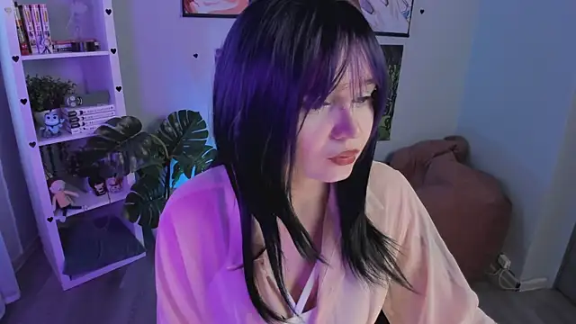 Tomie Kawakami online show from 04/21/26, 01:50