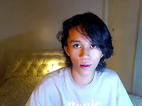 Snapshot of urnaughty_paul chatting on 07/28/26, 09:59 urnaughty paul online show from 07/28/26, 09:59