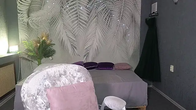 Snapshot of Dr_Mireille chatting on 05/11/26, 12:22 Dr Mireille online show from 05/11/26, 12:22