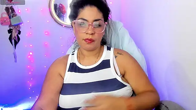Snapshot of Mavlatin22 chatting on 07/16/26, 01:55 Mavlatin22 online show from 07/16/26, 01:55