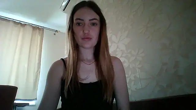 Snapshot of Lisanta chatting on 04/27/26, 06:22 Lisanta online show from 04/27/26, 06:22
