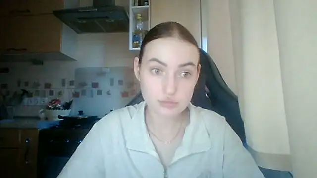 Lisanta online show from 06/16/26, 03:47