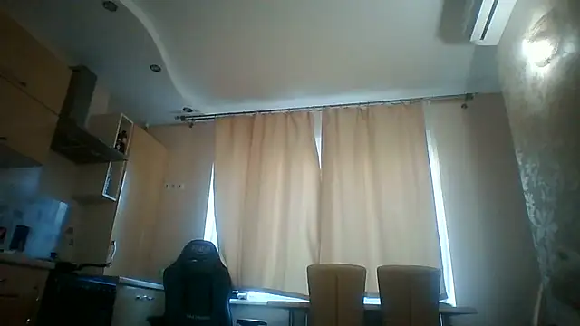 Lisanta online show from 06/25/26, 03:38