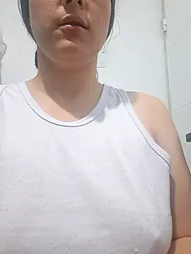 Snapshot of vanezasss chatting on 06/26/26, 10:47 vanezasss online show from 06/26/26, 10:47
