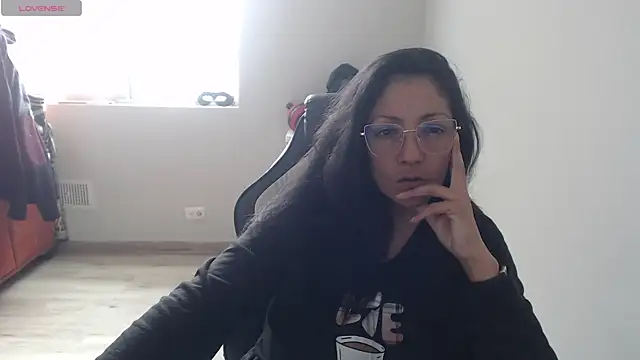 Snapshot of Melissaleehot chatting on 05/30/26, 07:33 Melissaleehot online show from 05/30/26, 07:33